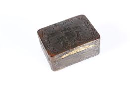 AN 18TH CENTURY GILT-METAL MOUNTED PRESSED TORTOISESHELL SNUFF BOX