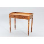 A MAHOGANY DRESSING TABLE, EARLY 19TH CENTURY