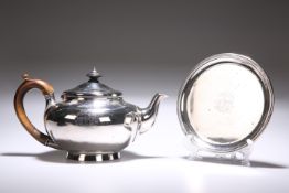 A VICTORIAN SILVER TEAPOT AND STAND