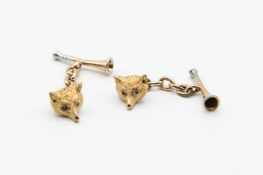 A PAIR OF VICTORIAN HUNTING CUFFLINKS