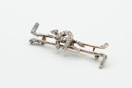 A VICTORIAN DIAMOND SET BROOCH