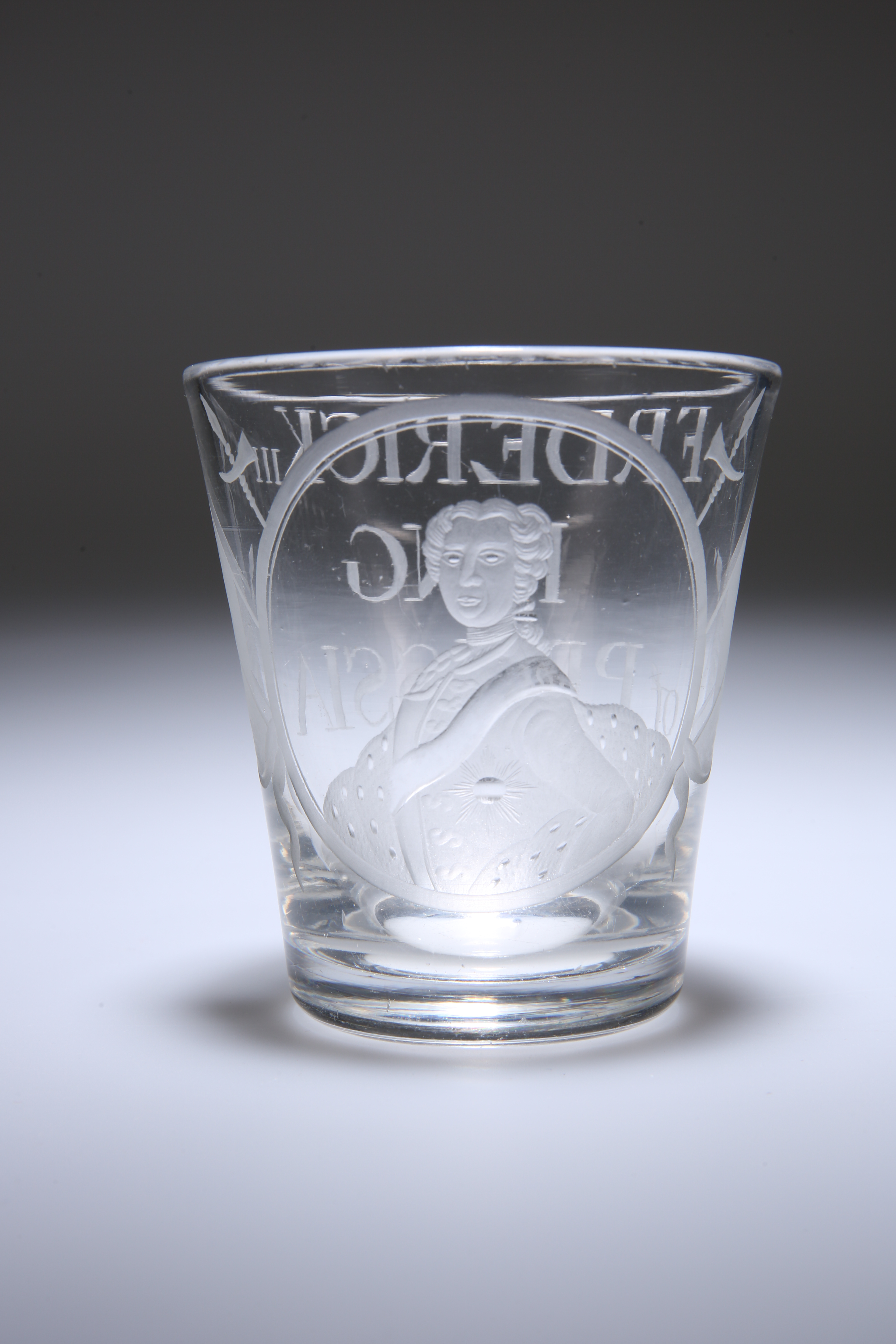 A GEORGIAN GLASS TUMBLER, c. 1815