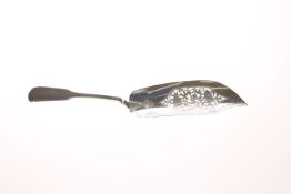 A VICTORIAN SILVER FISH-SLICE, SAMUEL HAYNE AND DUDLEY CATER, LONDON, 1846