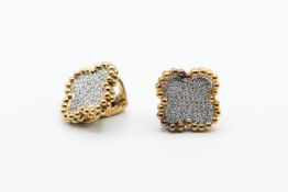 A PAIR OF DIAMOND AND GOLD EARRINGS, IN THE STYLE OF VAN CLEEF AND ARPELS