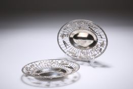 A PAIR OF VICTORIAN SILVER DISHES, BY MARTIN HALL AND CO., LONDON, 1894