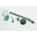 A MIXED GROUP OF JADEITE JEWELLERY