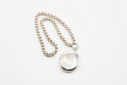 A VICTORIAN LOCKET NECKLACE