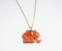 AN 18CT YELLOW GOLD AND CORAL PENDANT BY LORIS ABATE