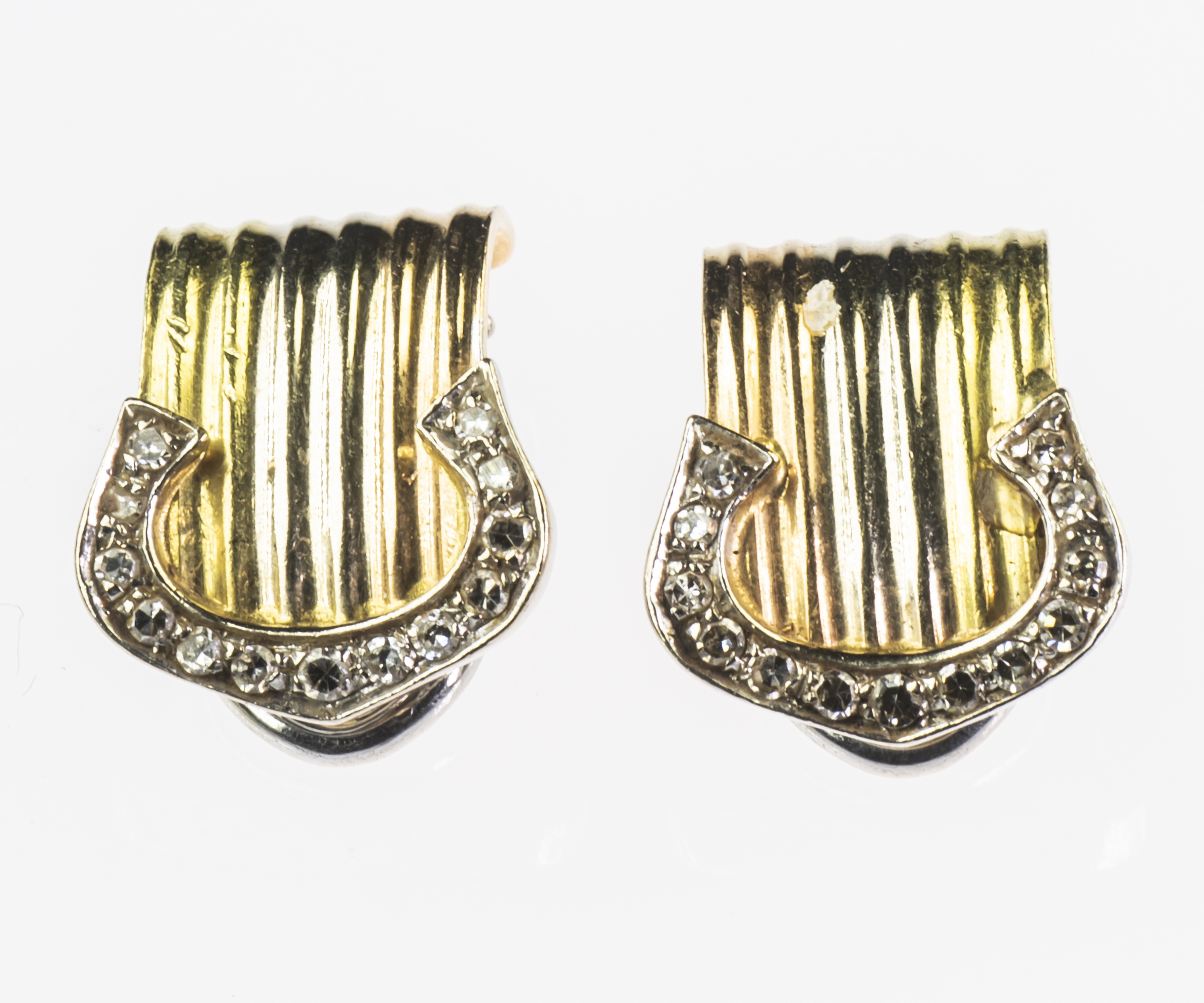 A PAIR OF 18CT YELLOW GOLD AND DIAMOND SET EARRINGS