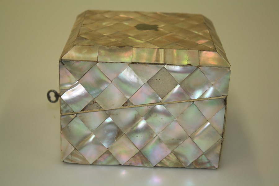 A SET OF FOUR SILVER-PLATED SCENT BOTTLES, IN A MOTHER-OF-PEARL CASKET - Image 5 of 9