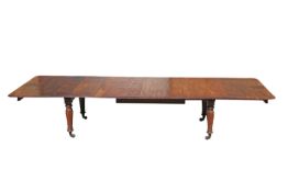 A LARGE MAHOGANY TELESCOPIC DINING TABLE, FIRST HALF 19TH CENTURY