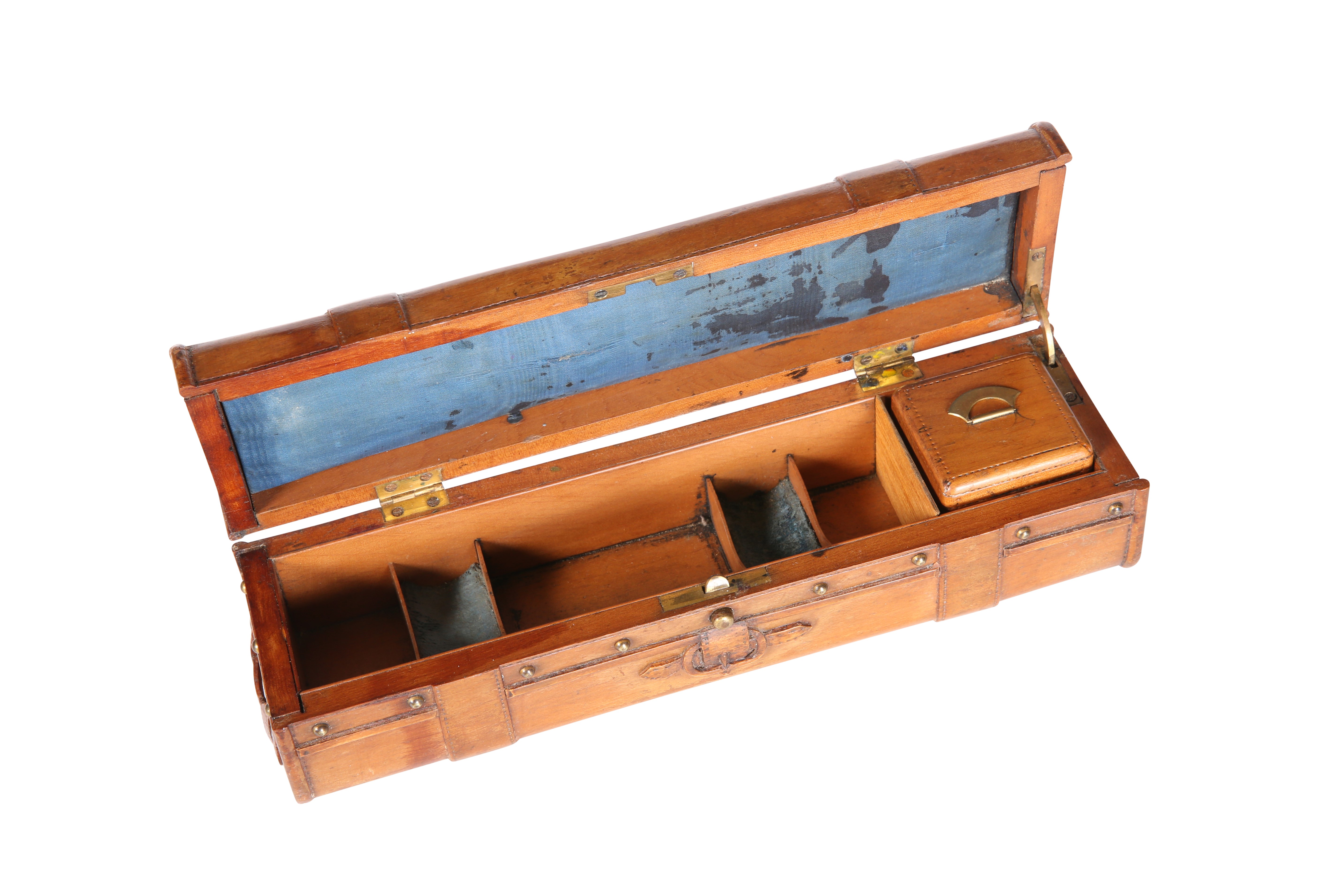 AN EDWARDIAN CARVED WOODEN TRAVELLING WRITING BOX - Image 2 of 2