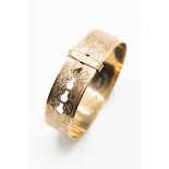A 9CT YELLOW GOLD BACK AND FRONT BANGLE BY HENRY GRIFFITHS & SONS