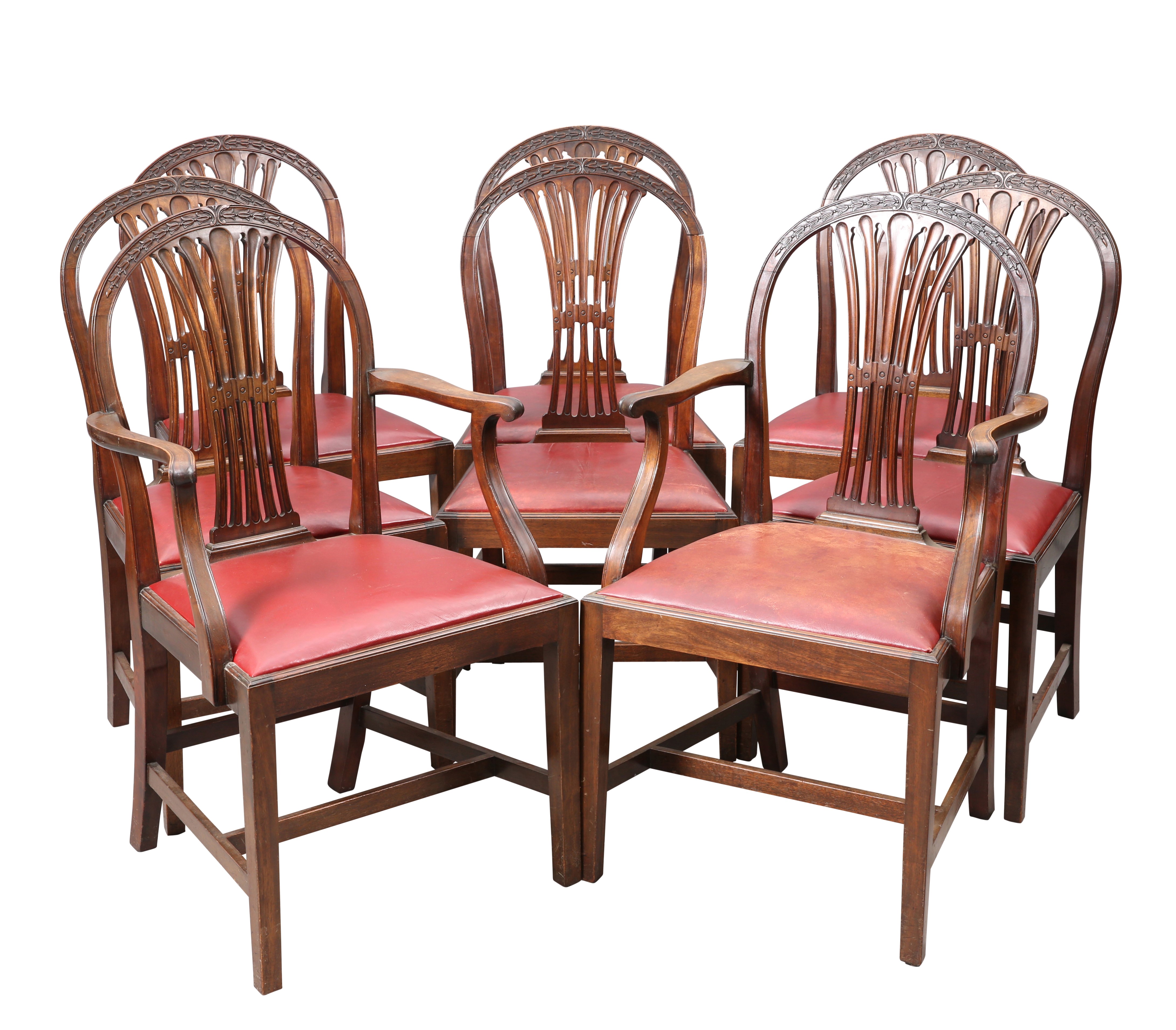 A SET OF EIGHT HEPPLEWHITE STYLE MAHOGANY DINING CHAIRS, EARLY 20TH CENTURY