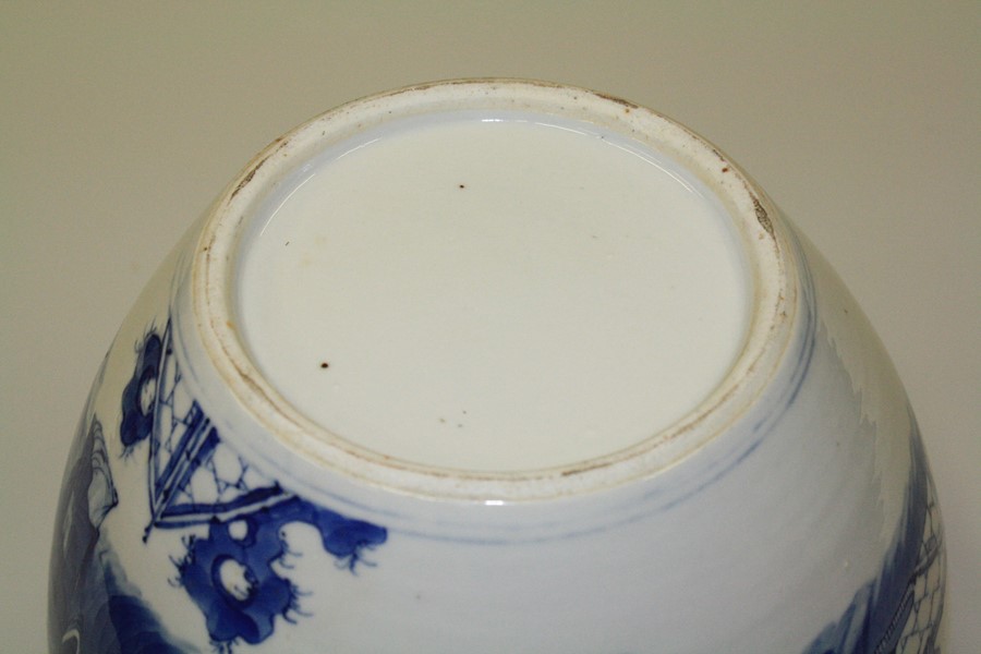 A CHINESE BLUE AND WHITE JARDINIERE, - Image 2 of 9