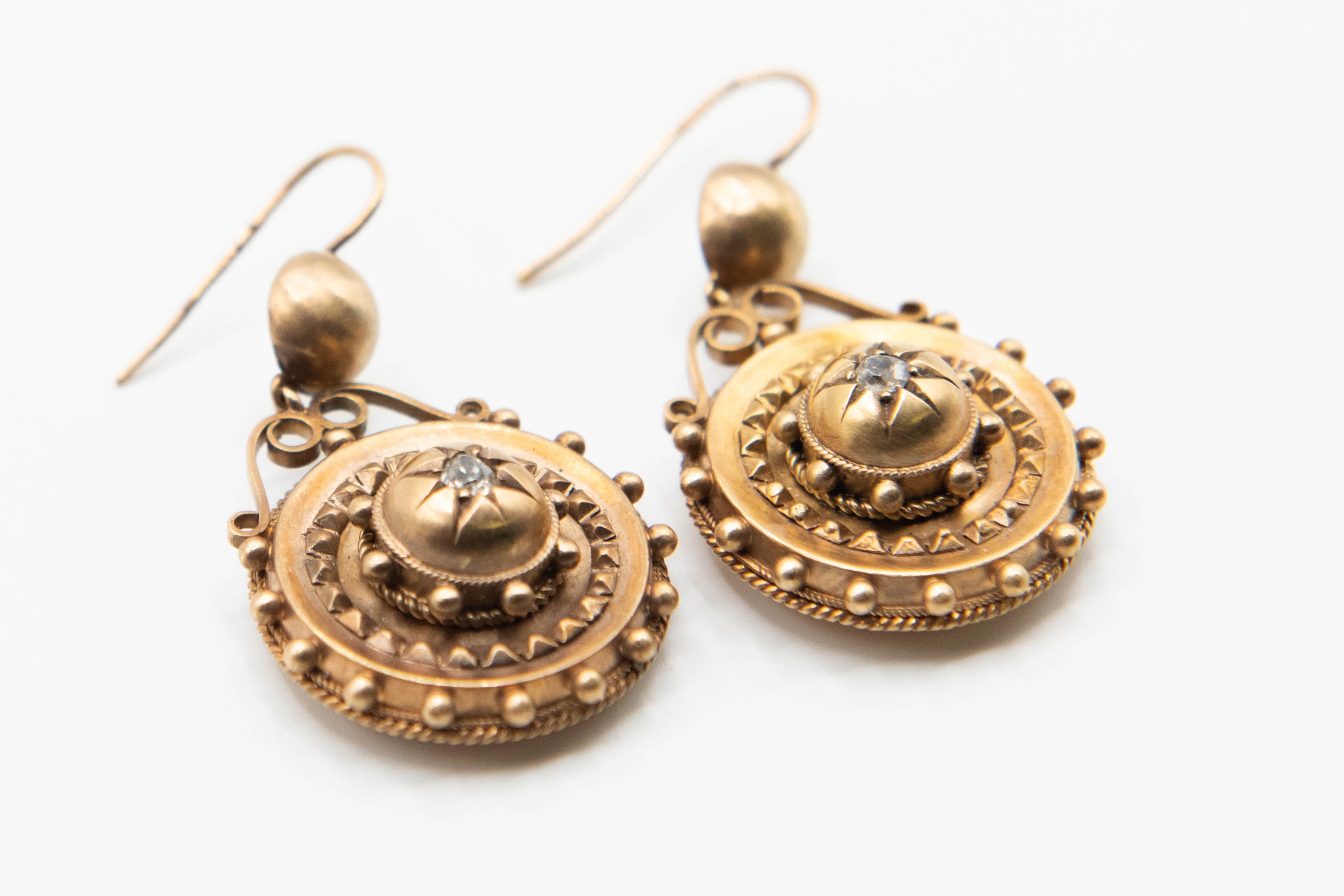 A PAIR OF MID 19TH CENTURY EARRINGS
