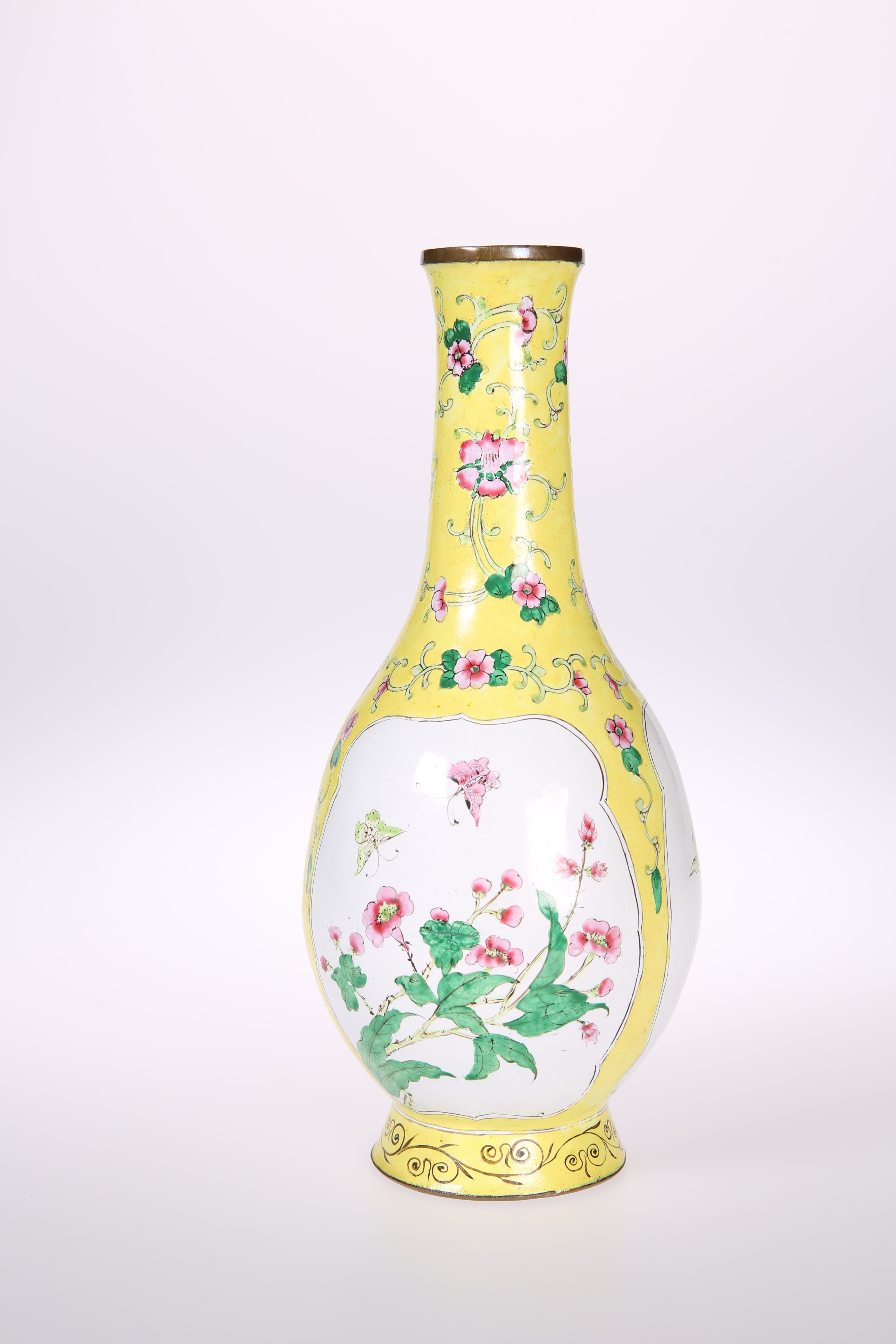 A CANTONESE YELLOW GROUND ENAMEL VASE, 19TH CENTURY