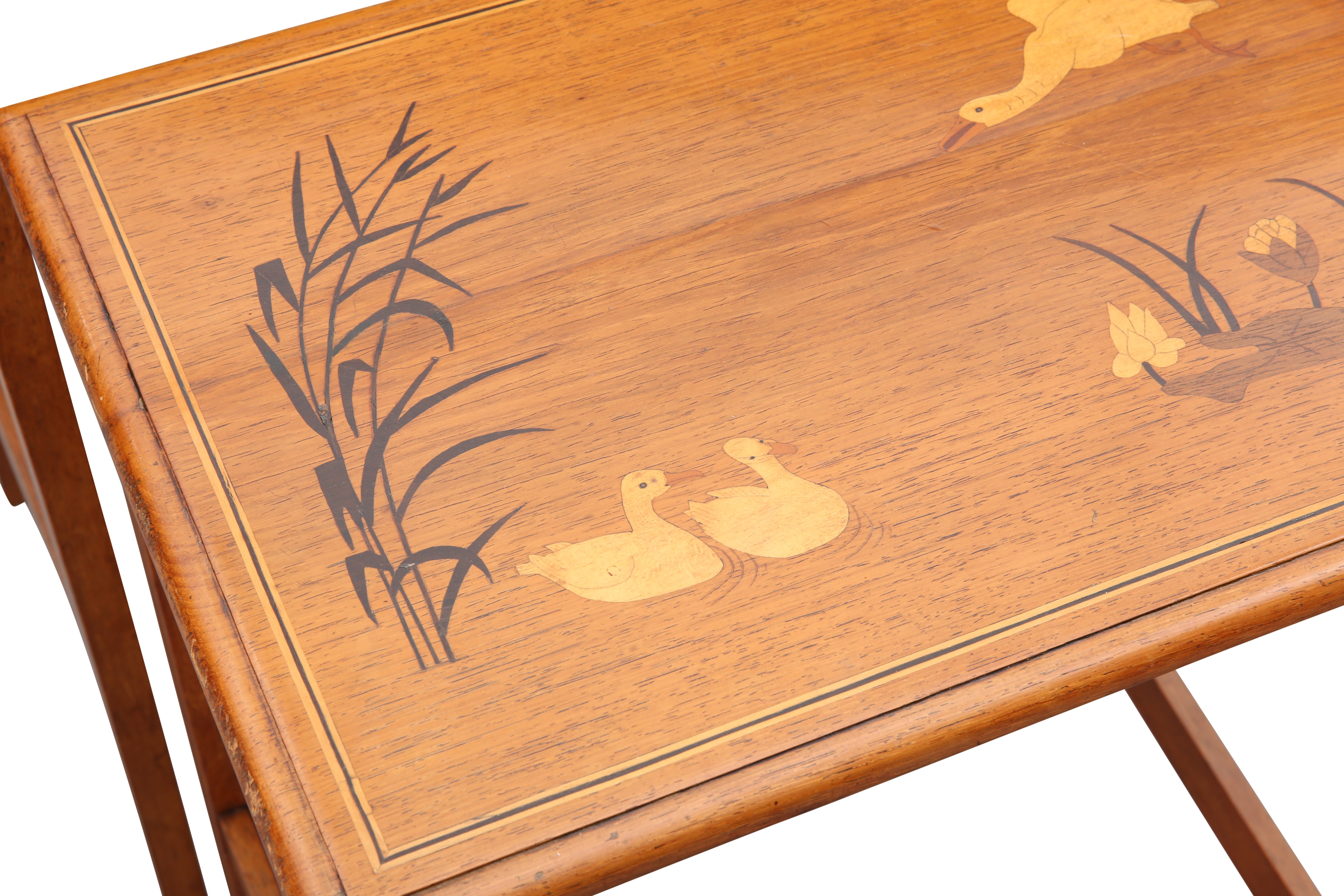 A NEST OF THREE ART NOUVEAU INLAID TABLES - Image 2 of 2