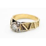 AN 18CT YELLOW GOLD AND DIAMOND RING