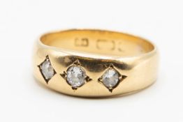 A MID VICTORIAN 18CT YELLOW GOLD DIAMOND SET RING