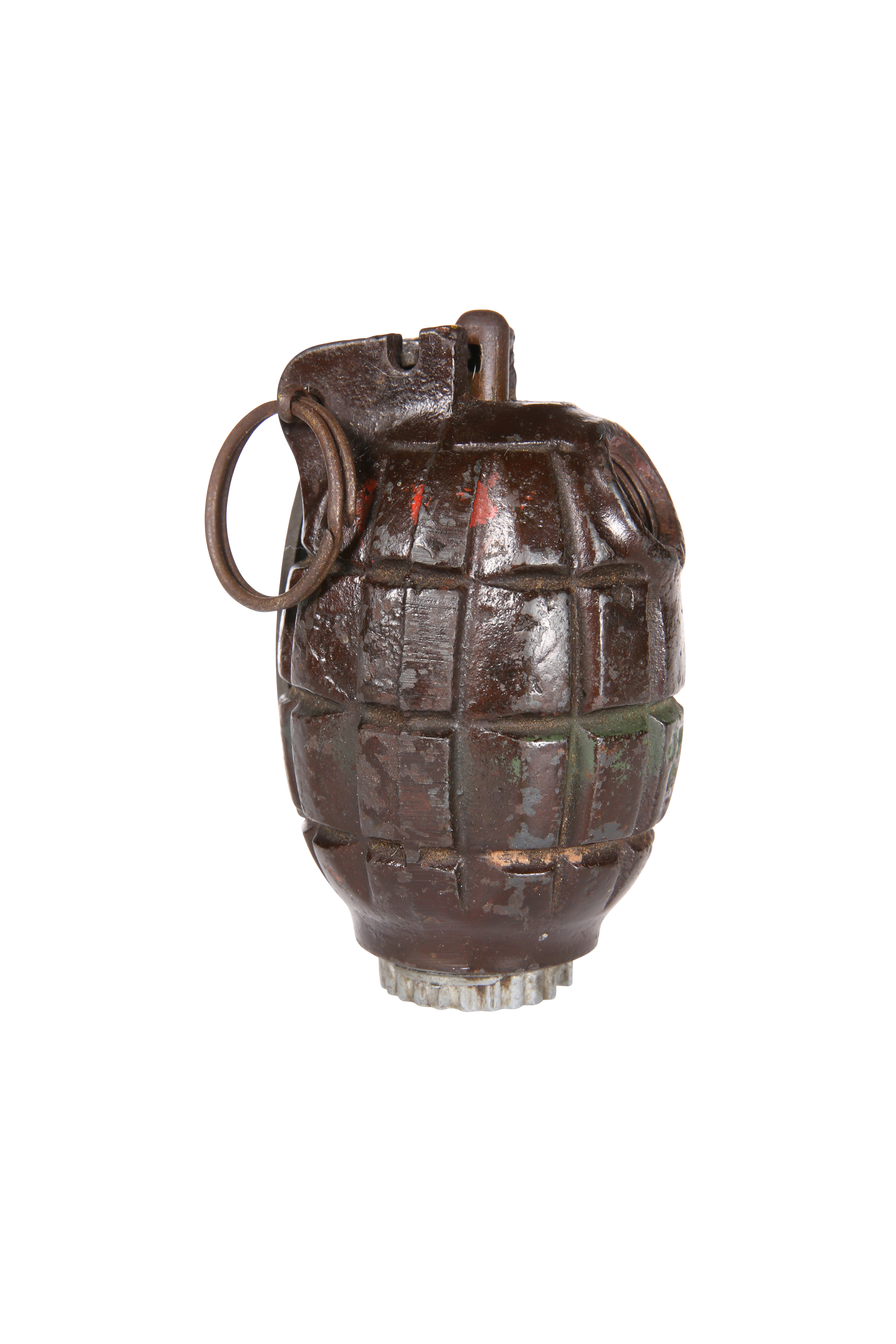 A WORLD WAR II MILLS 36 GRENADE