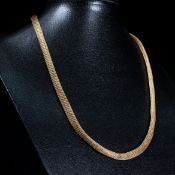 AN 18CT YELLOW GOLD SNAKE CHAIN