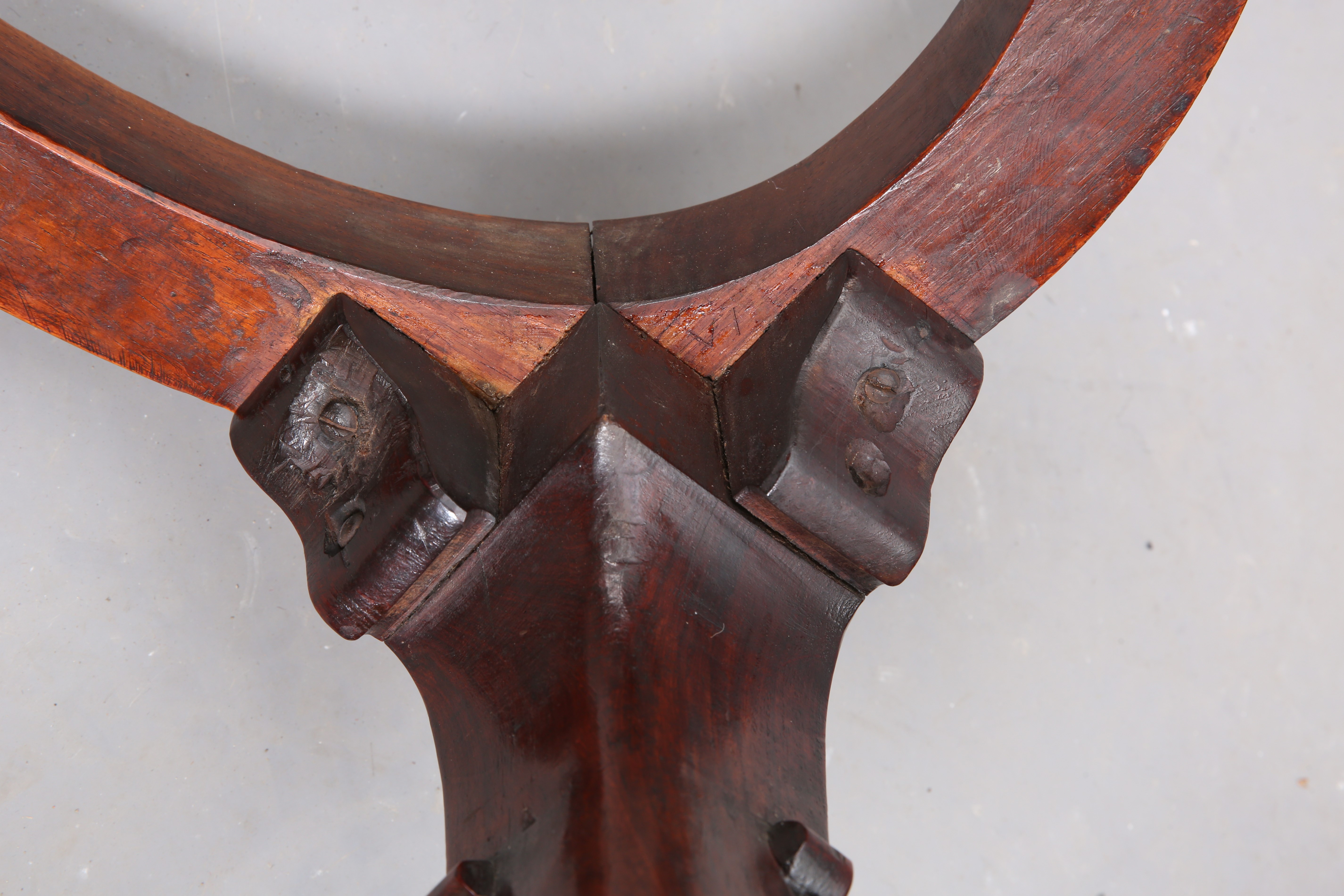 A PAIR OF CHINESE EXPORT PADOUK CHAIRS - Image 14 of 24