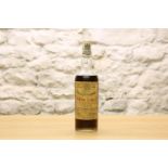 1 VERY RARE BOTTLE DEWARS FINEST SCOTCH WHISKY “WHITE LABEL” ‘OF GREAT AGE’ WITH SPRING CAP