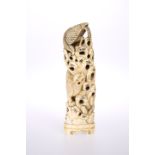 A JAPANESE IVORY CARVING, 19TH CENTURY