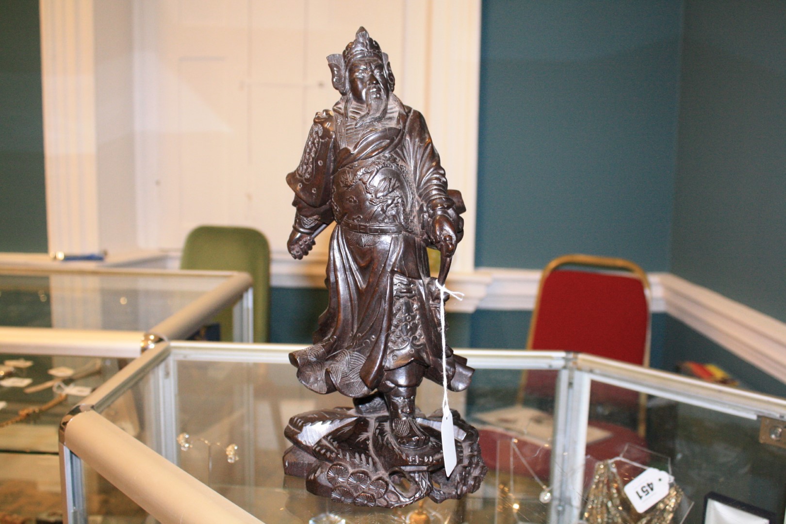 A CHINESE CARVED ROSEWOOD FIGURE, 19TH CENTURY - Image 3 of 6