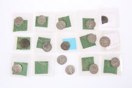 A MIXED LOT OF FOURTEEN COINS