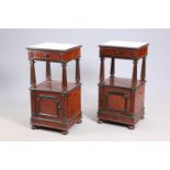 A FINE PAIR OF 19TH CENTURY MARBLE-TOPPED AMBOYNA BEDSIDE TABLES