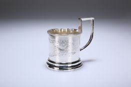 A RUSSIAN SILVER TEA GLASS HOLDER, c. 1900