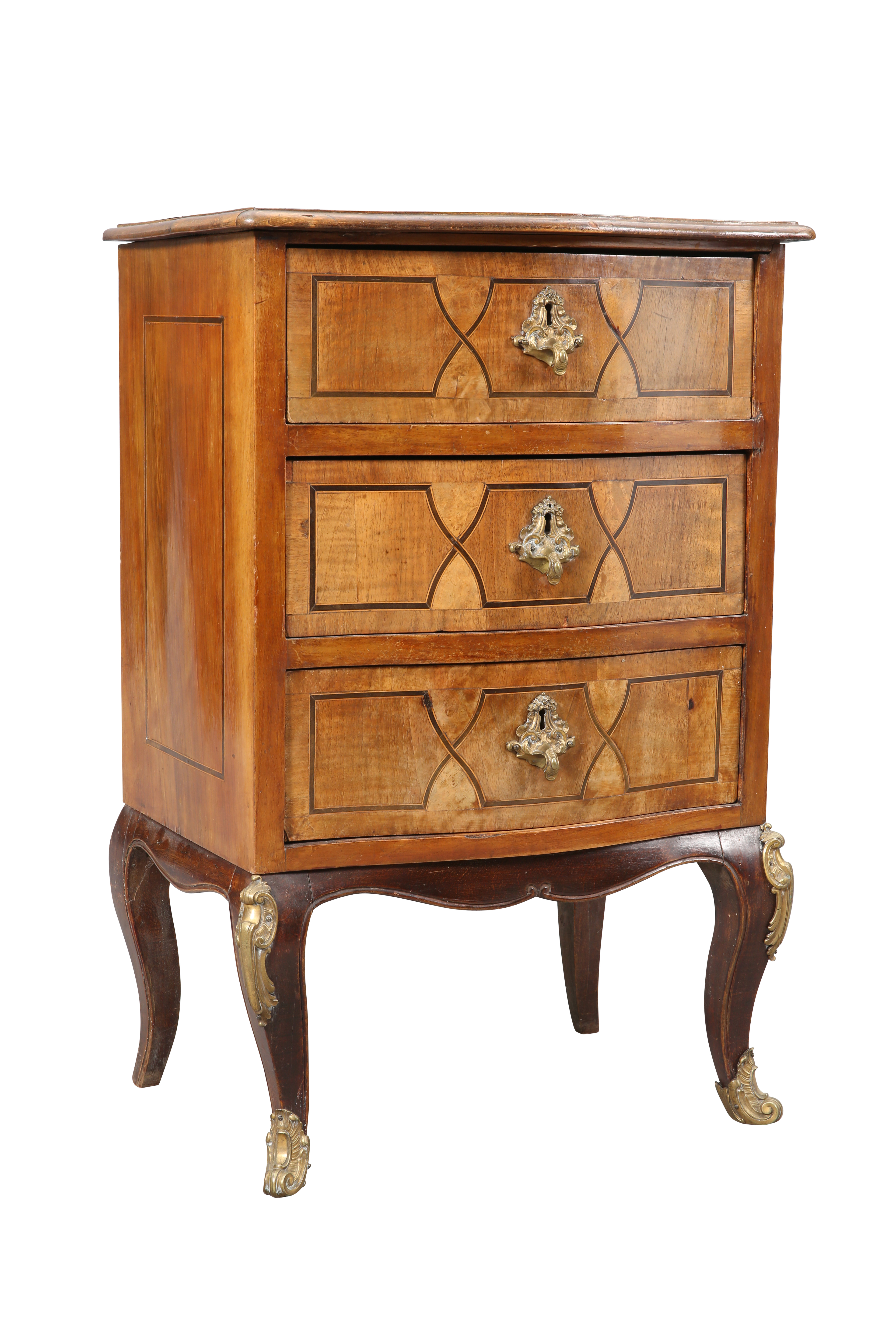 A CONTINENTAL INLAID WALNUT CHEST OF DRAWERS