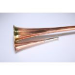 AN EDWARDIAN COPPER COACHING HORN AND A COPPER HUNTING HORN