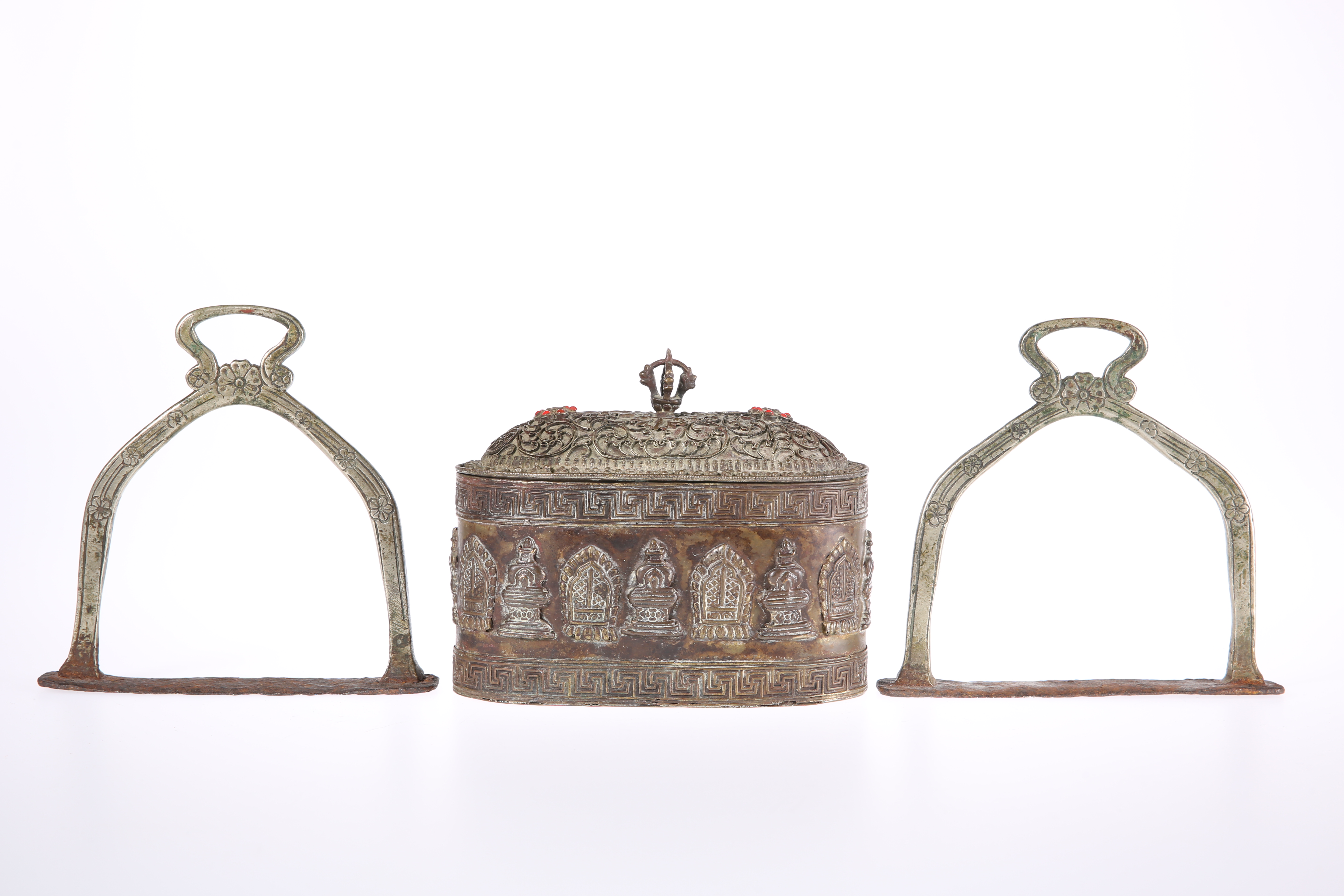 A TIBETAN BRASS BOX, 19TH CENTURY