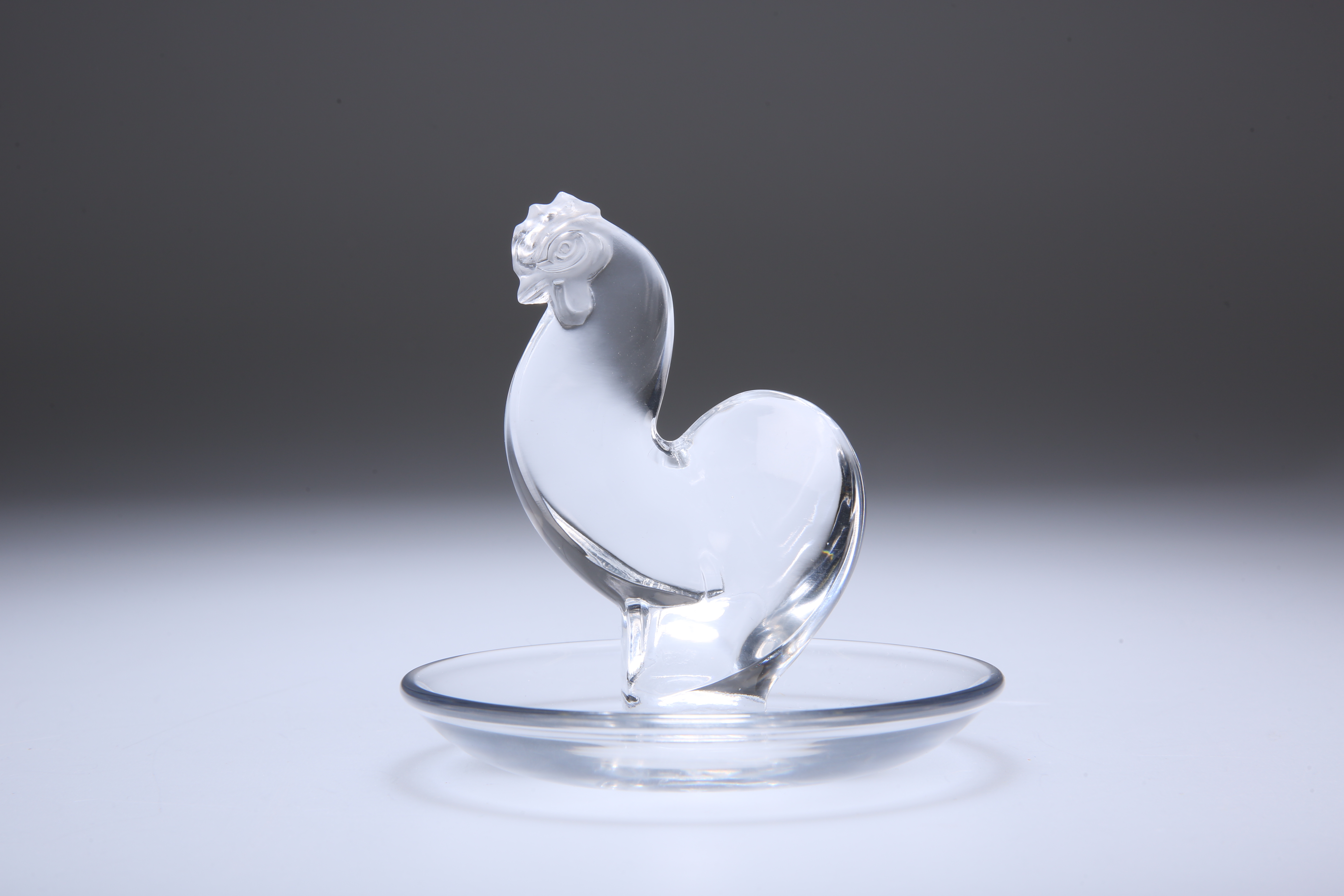 A LALIQUE COCKEREL PIN DISH