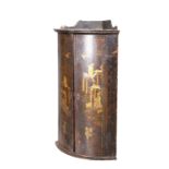 AN 18TH CENTURY CHINOISERIE HANGING CORNER CUPBOARD