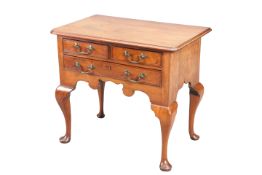 AN 18TH CENTURY MAHOGANY LOWBOY