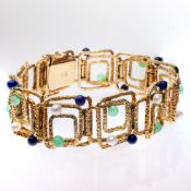 AN 18CT YELLOW GOLD, LAPIS LAZULI, JADEITE AND SEED PEARL BRACELET
