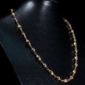 A 9CT YELLOW GOLD CHAIN