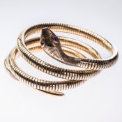 A 9CT YELLOW GOLD SNAKE BANGLE