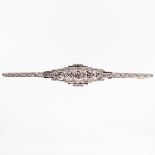 AN ART DECO DIAMOND SET BAR BROOCH