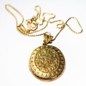 A VICTORIAN LOCKET PENDANT