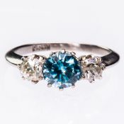 AN AQUAMARINE AND DIAMOND RING