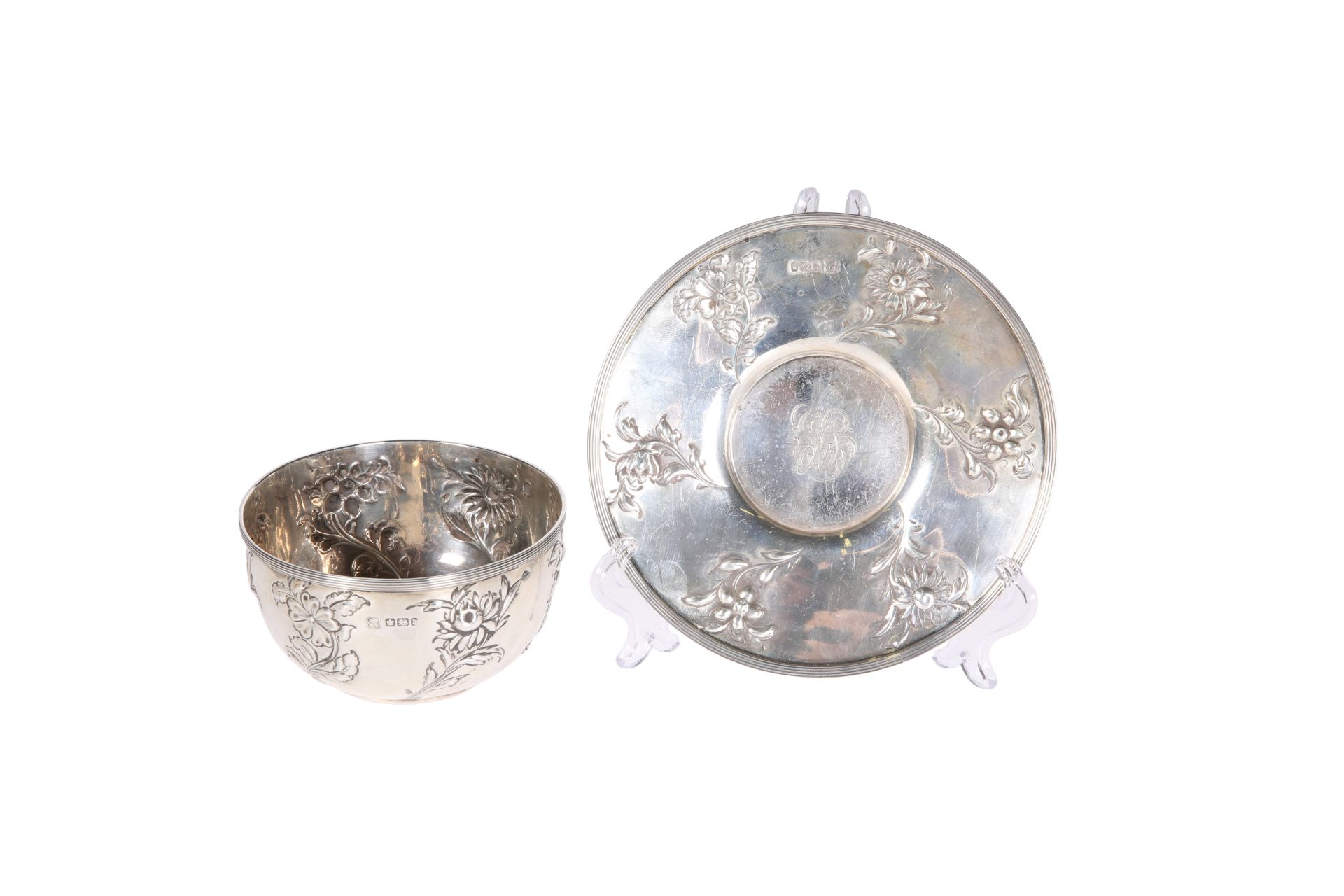 AN ART NOUVEAU SILVER PORRIDGE BOWL AND STAND