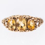 A 9CT YELLOW GOLD CITRINE RING