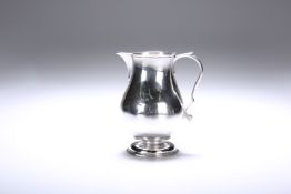 A GEORGE II SILVER CREAM JUG, LONDON 1733, MAKER PROBABLY WILLIAM DARKER