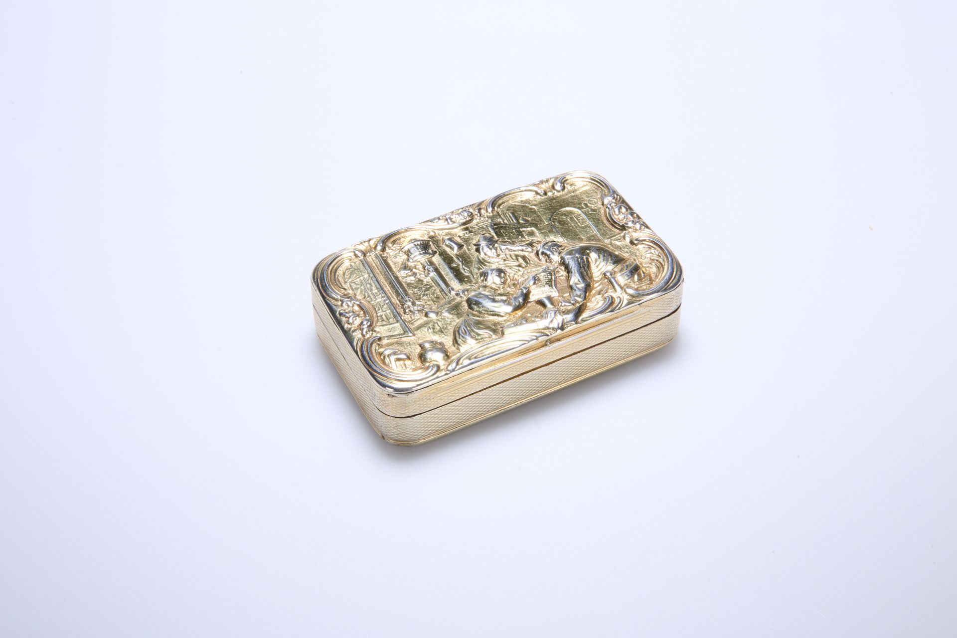 A GEORGE III SILVER-GILT SNUFF BOX, JOHN LINNIT, LONDON 1815