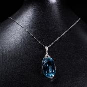 A LATE 19TH CENTURY AQUAMARINE PENDANT